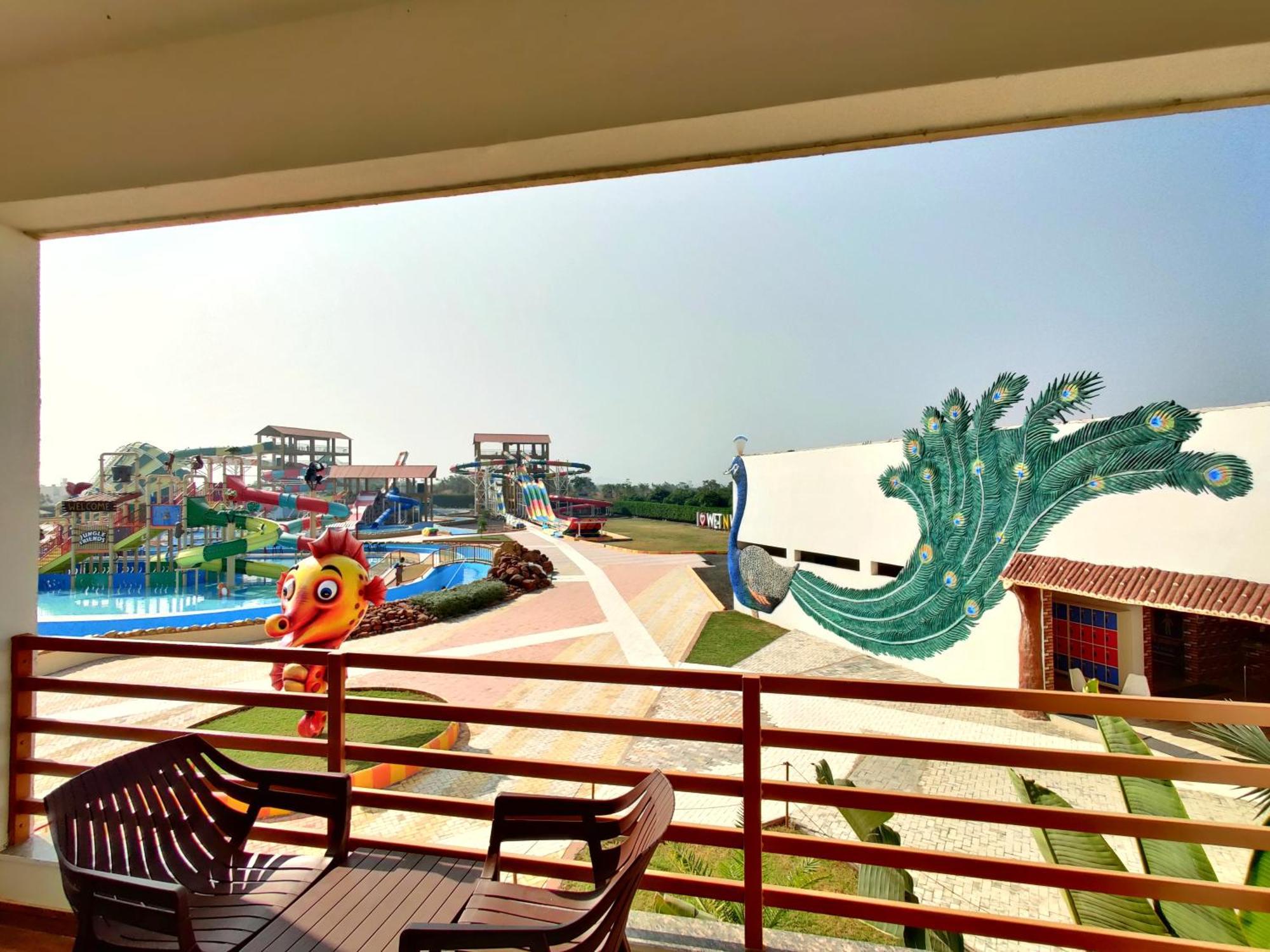 Wet N Wild Water Park & Resort Mendarda ภายนอก รูปภาพ